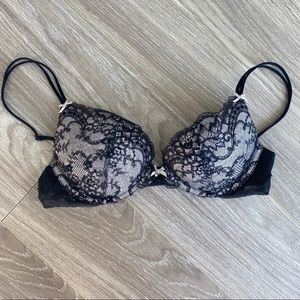 Victoria’s Secret Lace Push-Up Bra